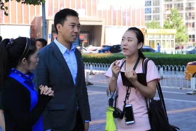 【4000+本書已到位】“暖心甘肅行”愛心繼續,本次活動姜叔都來了!-遠行地產 【4000+本書已到位】“暖心甘肅行”愛心繼續,本次活動姜叔都來了!-遠行地產